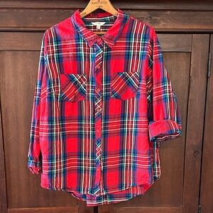 Terra & Sky women’s button down shirt